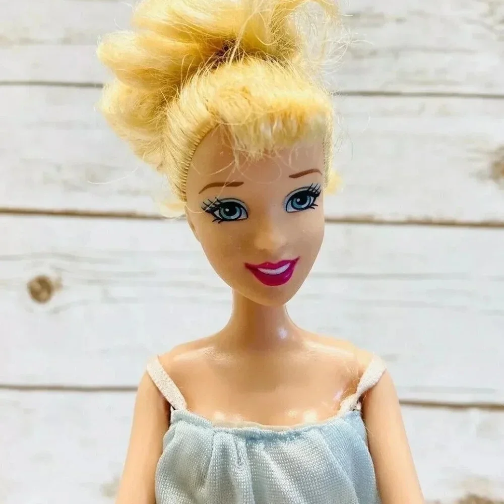 MATTEL BARBIE Disney Doll Blond Hair Blue Eyes Layered Dress 12